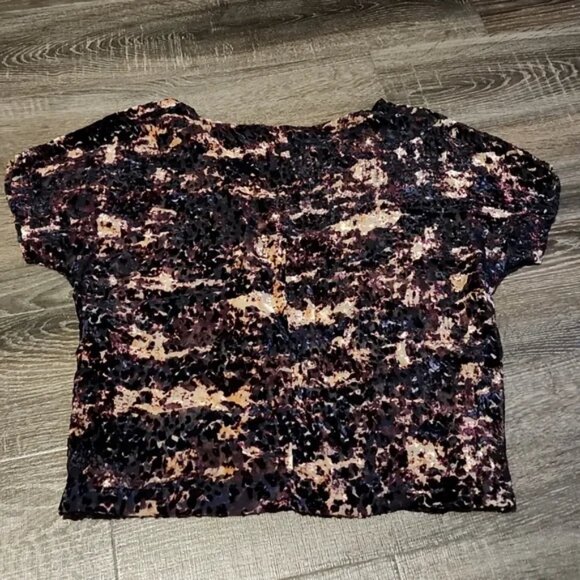 🍁 Club Monaco zip detail Blouse🍁 - Picture 4 of 4